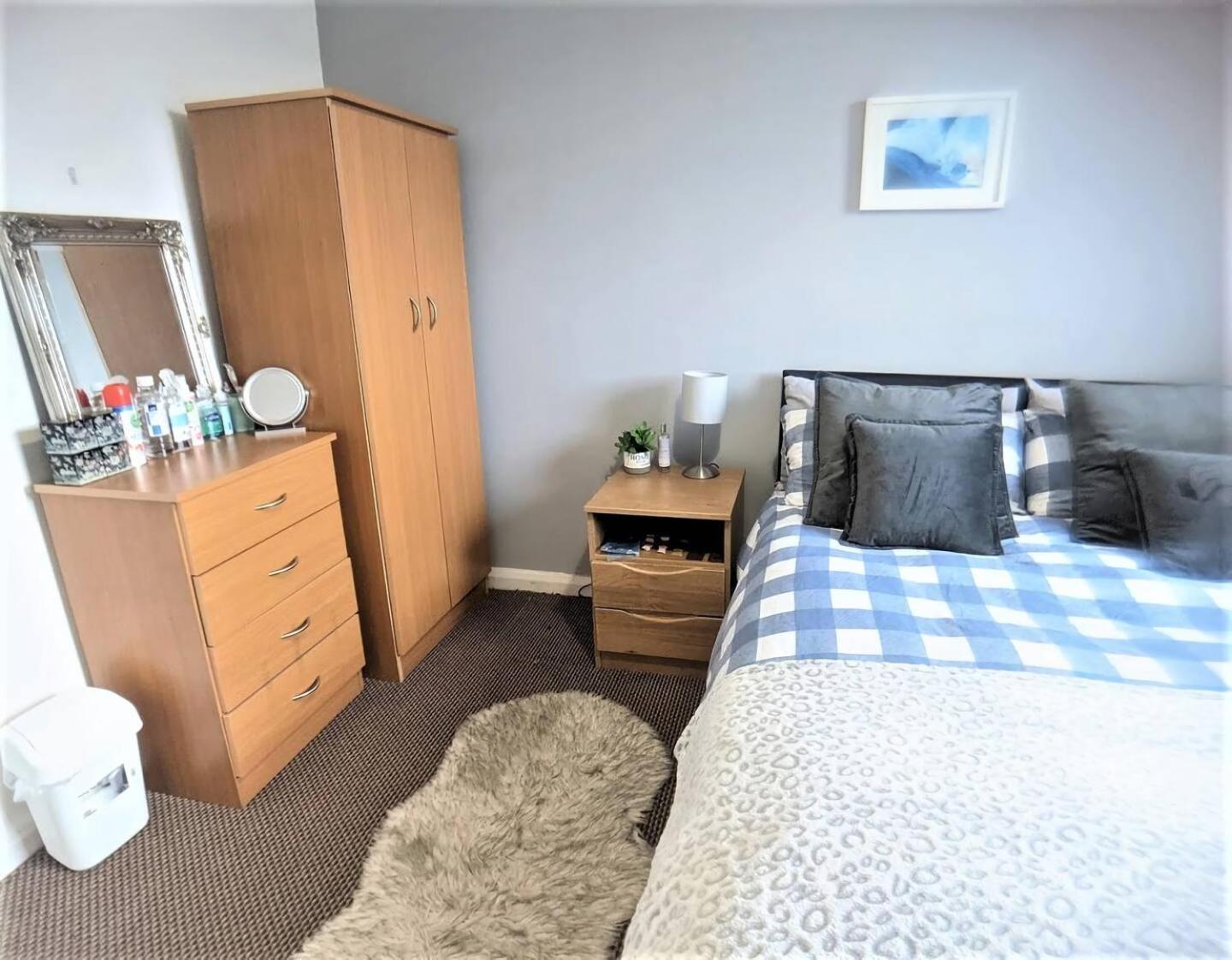 Lovely Guest Rooms In City Centre ลิเวอร์พูล ภายนอก รูปภาพ